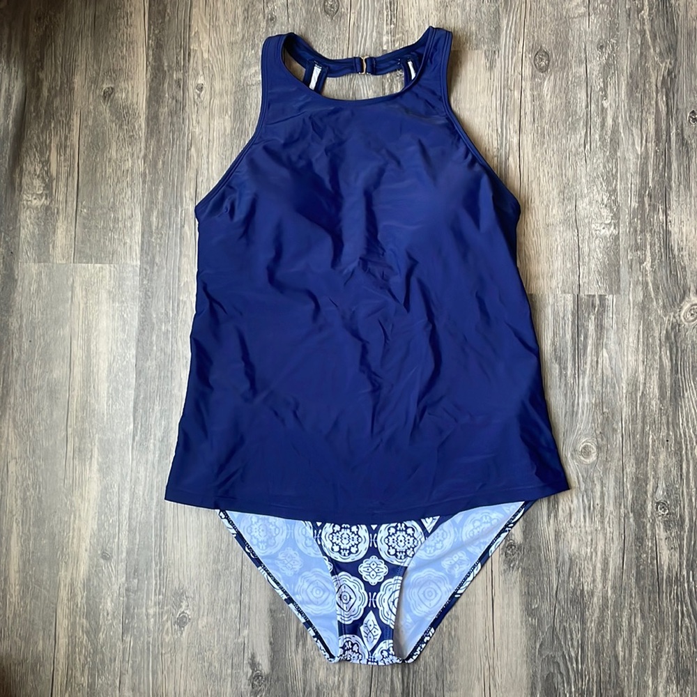 Like new tankini!
